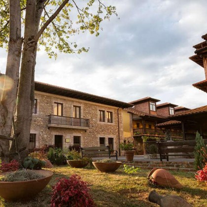 Absolute relaxation at the entrance to the Picos de Europa: breakfast and spa for two