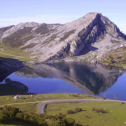 Absolute relaxation at the entrance to the Picos de Europa: breakfast and spa for two