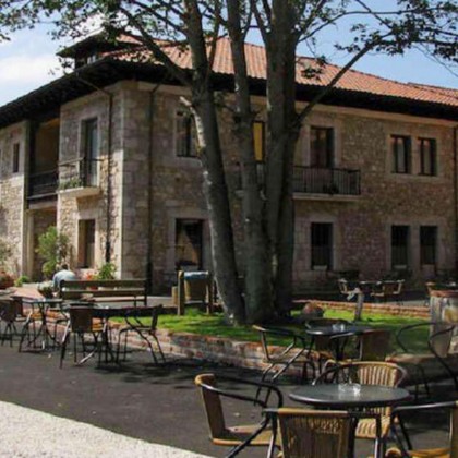 Absolute relaxation at the entrance to the Picos de Europa: breakfast and spa for two