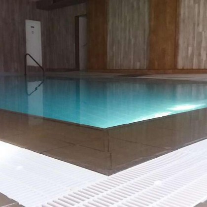 Disconnect in the heart of the Basque countryside with dinner for two and access to the thermal circuit
