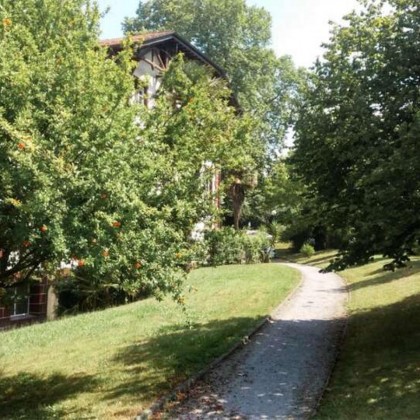 Disconnect in the heart of the Basque countryside with dinner for two and access to the thermal circuit
