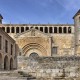 Suite júnior com banheira de hidromassagem no quarto em Santillana del Mar