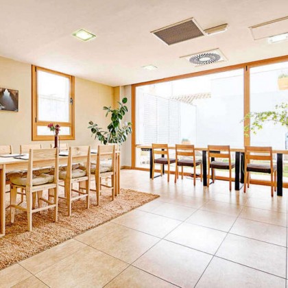 Puro romanticismo en suite con cava, bombones y más detalles para sorprender a tu pareja