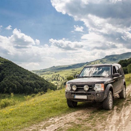 Gastronomic getaway with dinner, picnic basket and wine in Despeñaperros Natural Park