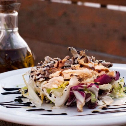 Gastronomic getaway with dinner, picnic basket and wine in Despeñaperros Natural Park