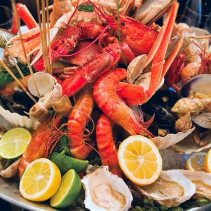 Sibarita & Love Special! Seafood and romance in Suances