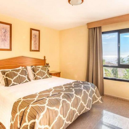 Escapade relaxante avec bouteille de vin et surclassement supérieur sur la Costa del Sol
