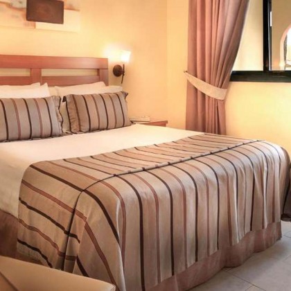 Romantic getaway on the Costa del Sol with bottle of wine, spa access and more