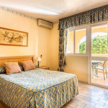 Escapade relaxante avec bouteille de vin et surclassement supérieur sur la Costa del Sol