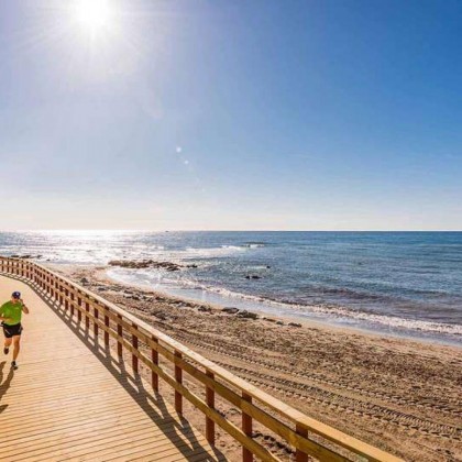 Escapade relaxante avec bouteille de vin et surclassement supérieur sur la Costa del Sol