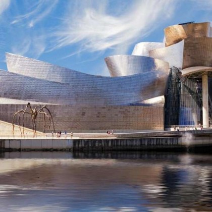 Getaway in the centre of Bilbao with breakfast included