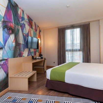 Getaway in the centre of Bilbao with breakfast included