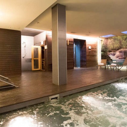 Séjour VIP à Valence avec spa, dîner, massage, fruits avec chocolat et plus encore