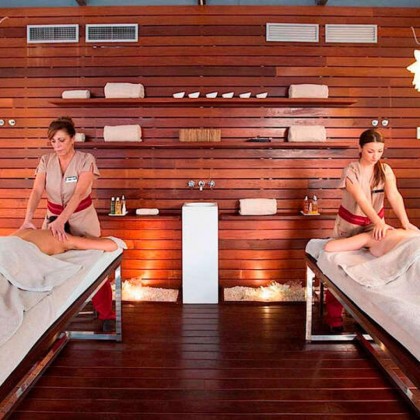 Séjour VIP à Valence avec spa, dîner, massage, fruits avec chocolat et plus encore