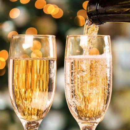 Séjour VIP à Valence avec spa, dîner, massage, fruits avec chocolat et plus encore
