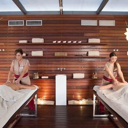 Séjour VIP à Valence avec spa, dîner, massage, fruits avec chocolat et plus encore