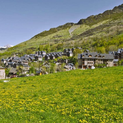 Naturaleza con media pensión en el pirineo catalán