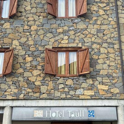 Nature with half board in the Catalan Pyrenees