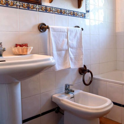 Escapada en familia con detalle de bienvenida y salida tardía entre Ronda y Sierra Grazalema