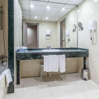 Escapade idéale à Valencia avec accès au spa et dîner dans un hôtel 4*