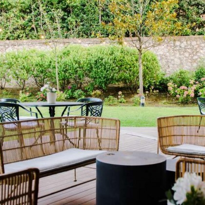 Romantic getaway in a room with terrace in front of the beach and dinner in Santander