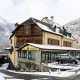 A suite immersed in the nature of the Valley with access to the indoor swimming pool.