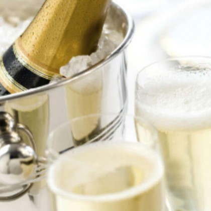 Escapada cerca del Teatro Romano de Mérida con cena y botella de cava