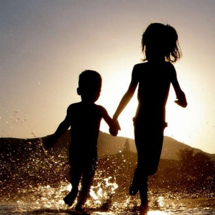 Escapada en la Costa Tropical a pocos metros de la playa con un niño gratuito y desayuno incluido