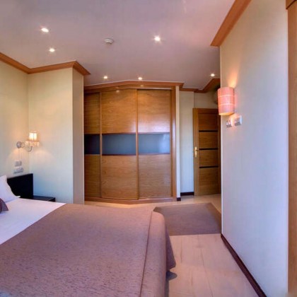 Especial Costa del Sol: a partir de 2 noites em apartamento com bilhetes para o Parque Aquático Aquamijas