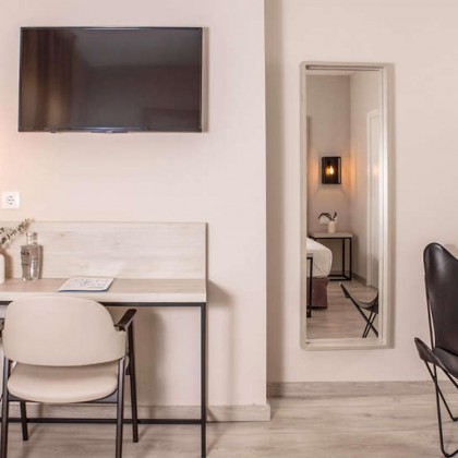 Love & Relax: A getaway with champagne, chocolates and more surprises to enjoy as a couple