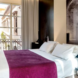 Hôte de luxe à Almería en Junior Suite avec circuit thermal, cava et chocolats