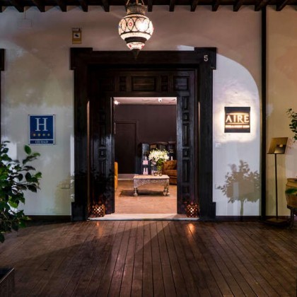 Hotel de luxo em Almeria em Suite Júnior com circuito termal, champanhe e chocolates