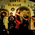 Escapada en el centro de Granada con desayuno y espectáculo de flamenco incluido
