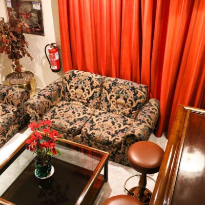 Getaway in the centre of Granada with breakfast and flamenco show included