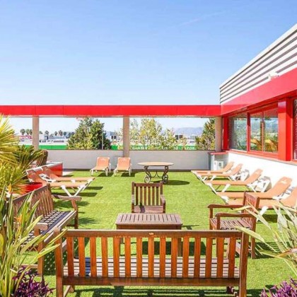 Profitez du spa, du dîner et plus de détails à quelques kilomètres de Barcelone