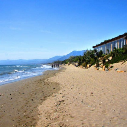 Hotel cerca de la playa de Marbella con acceso al área relax y salida tardía