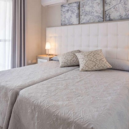 Hotel perto da praia em Marbella com acesso à área de relaxamento e check-out tardio