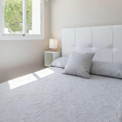 Hotel perto da praia em Marbella com acesso à área de relaxamento e check-out tardio