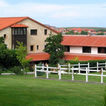 Escapada Romántica con bañera de hidromasaje en Galizano