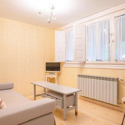 Romantic getaway with hydromassage bath in Galizano