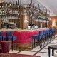Romanticismo en un hotel boutique con cava y frutas con chocolate en la Gran Vía