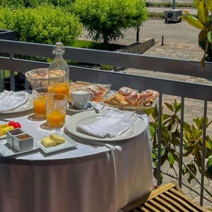Escapada Romántica en habitación Deluxe con cena y acceso intimo al spa