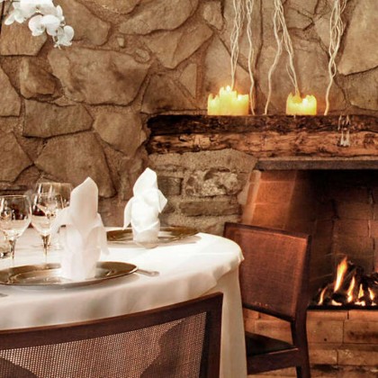 Escapada Romántica en habitación Deluxe con cena y acceso intimo al spa