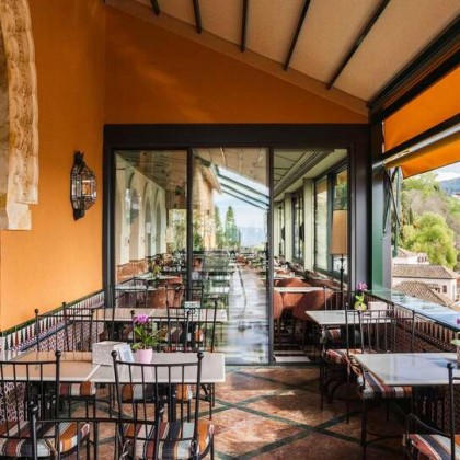 Vistas a Granada en hotel 5 estrellas con desayuno y degustación de tapas