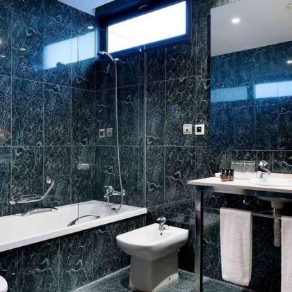 Descubre Barcelona y alójate en un hotel de diseño con desayuno incluido