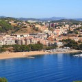Disfruta del mediterráneo y de una cena en pareja en primera línea del mar