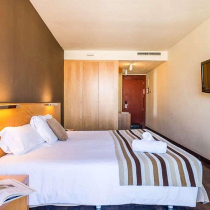 Profitez d'une nuit romantique en demi-pension sur le front de mer