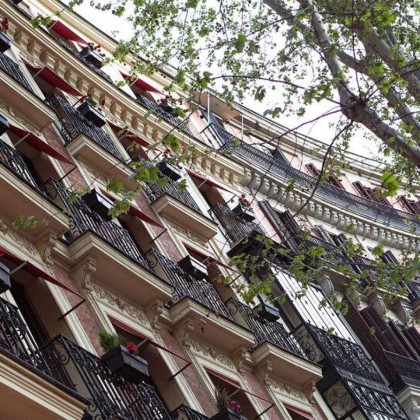 Para Regalar: habitación deluxe, cena, spa, masaje y mucho más en la Puerta de Alcalá