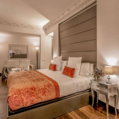 Para Regalar: habitación deluxe, cena, spa, masaje y mucho más en la Puerta de Alcalá