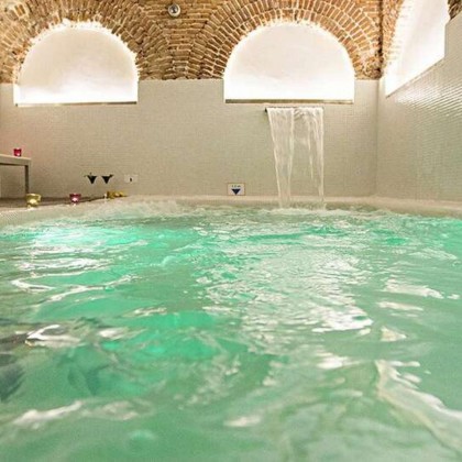 Para Regalar: habitación deluxe, cena, spa, masaje y mucho más en la Puerta de Alcalá